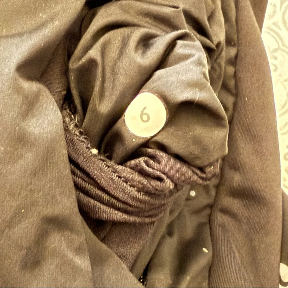 lululemon Run For Cold Pullover Size 6